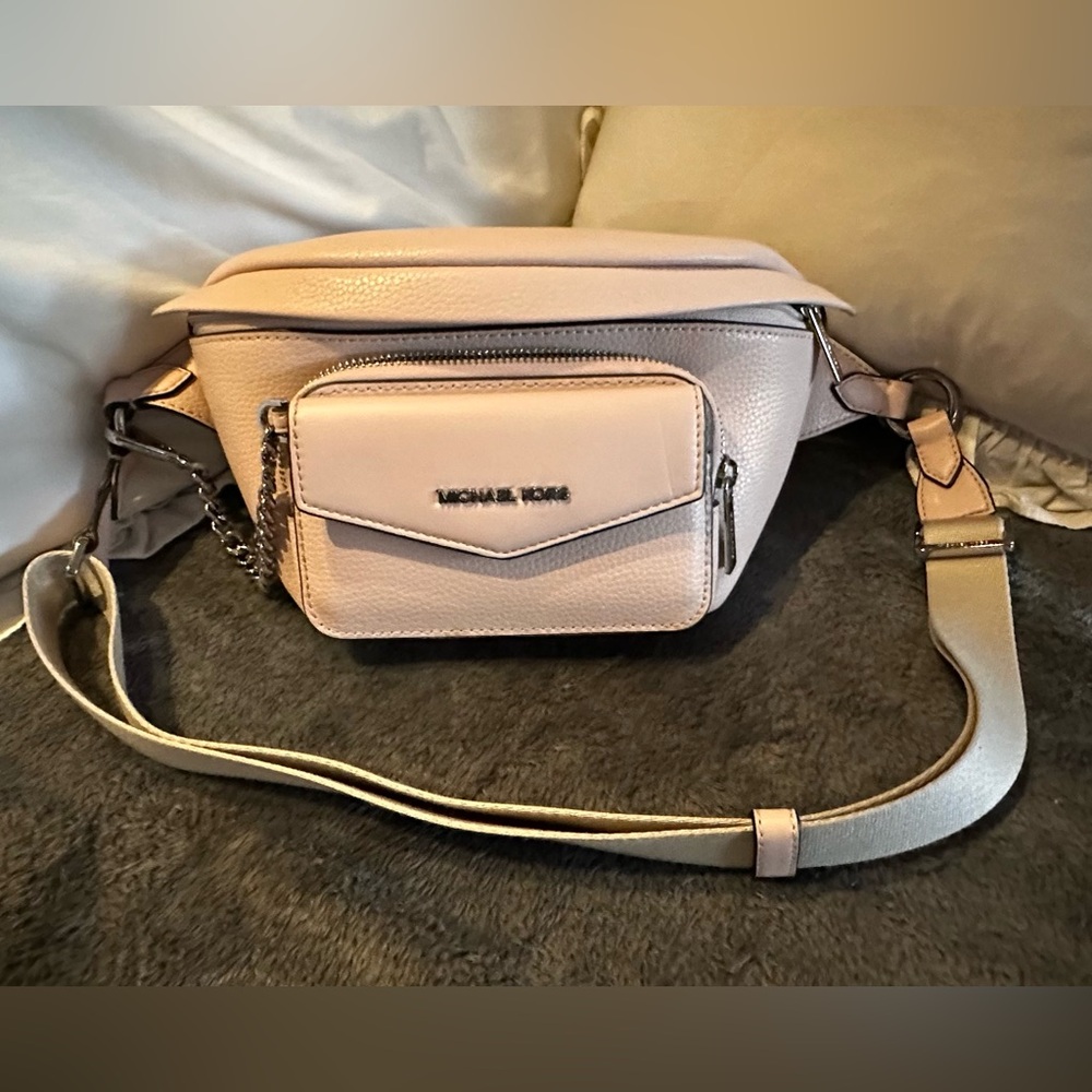 Michael Kors Maisie Pink 2-in-1 Sling Pack Optic Pink NWT